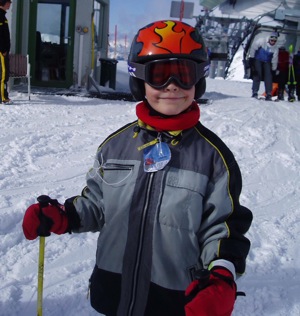 Dominik skiing 2007