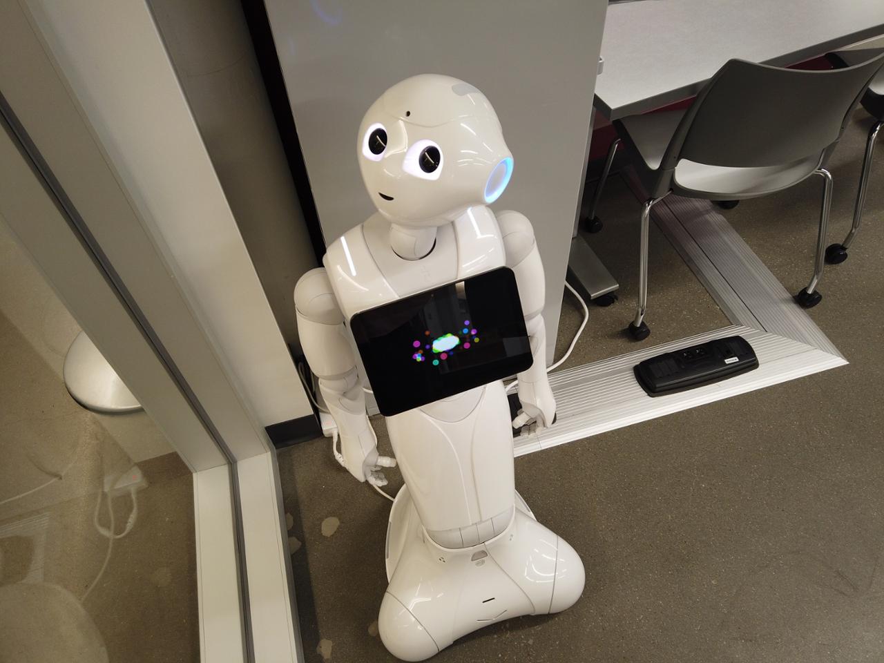 Softbank pepper robot looking up at an angle