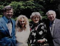 s04_dadWEDDING1 