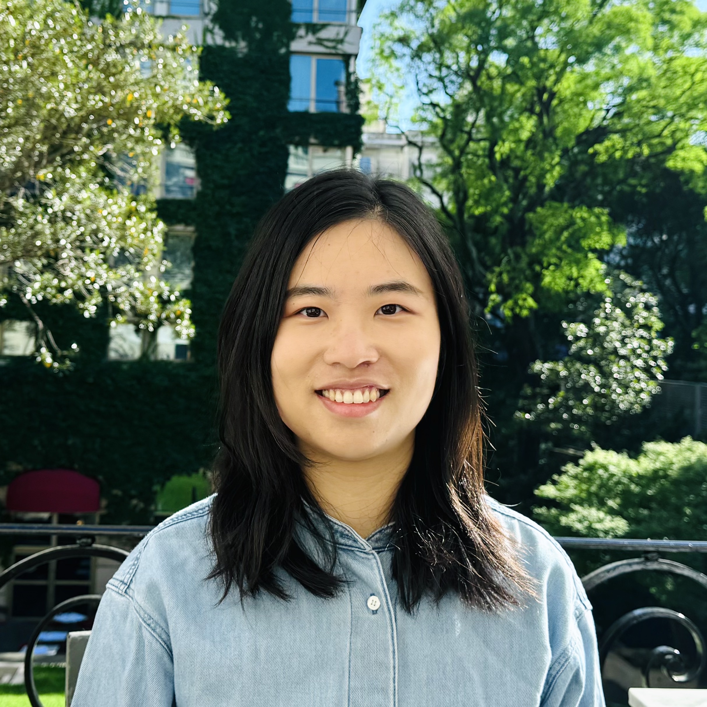 Picture of Yaxin Hu