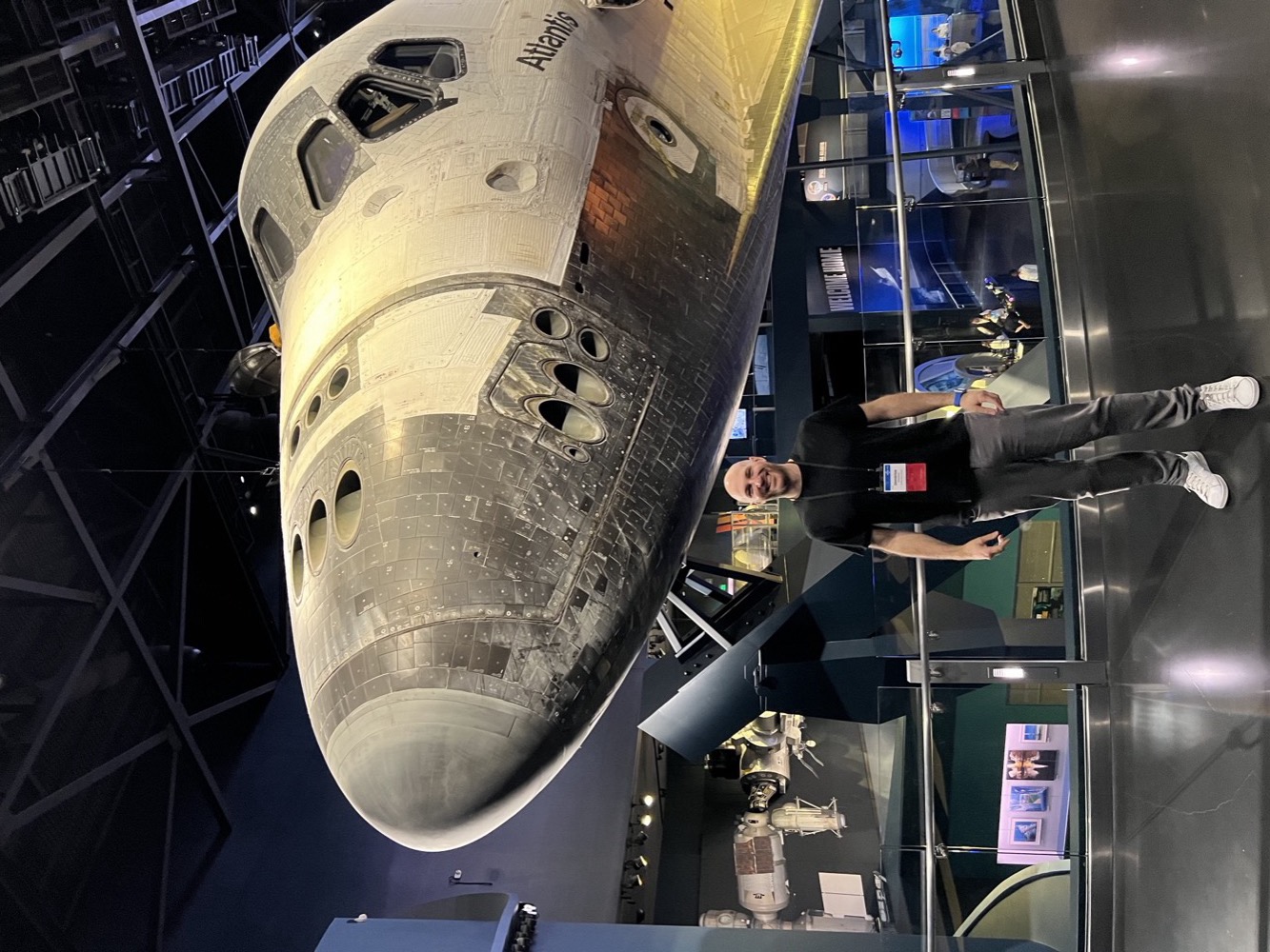 Dimitrios Skarlatos in front of Space Shuttle Atlantis