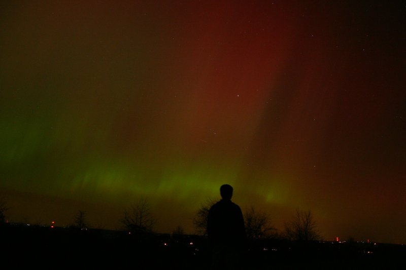  Pittsburgh Aurora 2004/11/7.  That's me.